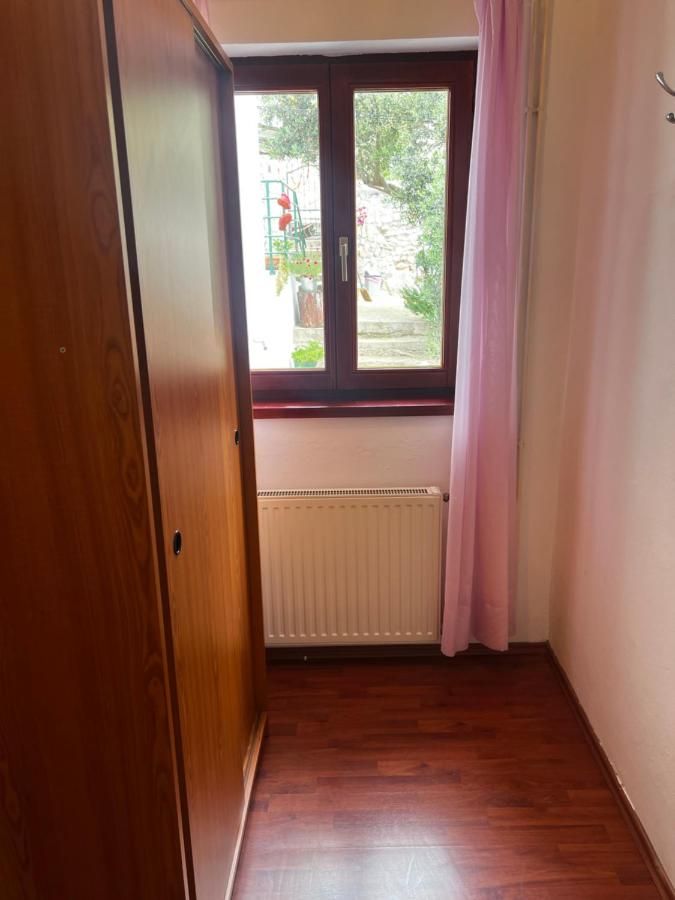 Interior - House Klarin, Jezera