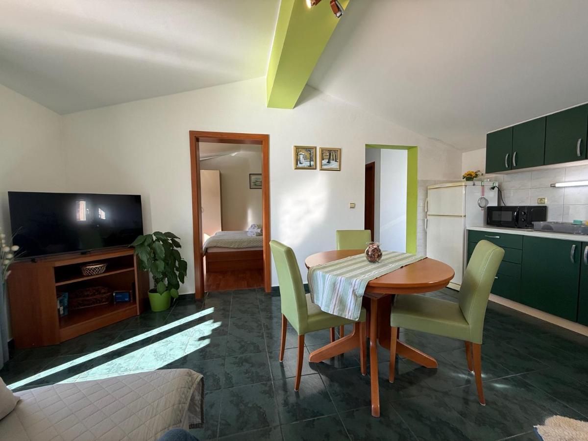 Living area - House Klarin, Jezera